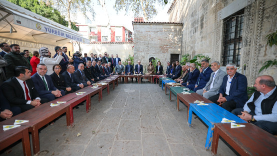 TBMM Başkanı Kurtulmuş, Adana'da Vatandaşlarla Bir Araya Geldi - Resim: 9