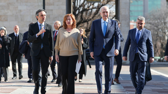 TBMM Başkanı Kurtulmuş, İspanya Temsilciler Meclisi Başkanı Armengol ile Ortak Basın Toplantısı Düzenledi - Resim: 12