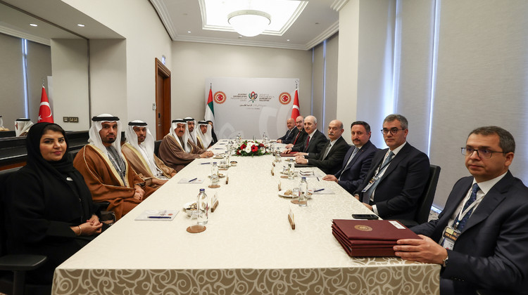 TBMM Başkanı Kurtulmuş, BAE Federal Ulusal Konseyi Başkanı Ghobash İle Görüştü
