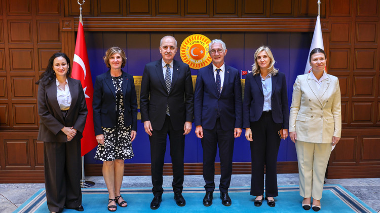 TBMM Başkanı Kurtulmuş, Fransa Türkiye Dostluk Grubu Başkanını Kabul Etti