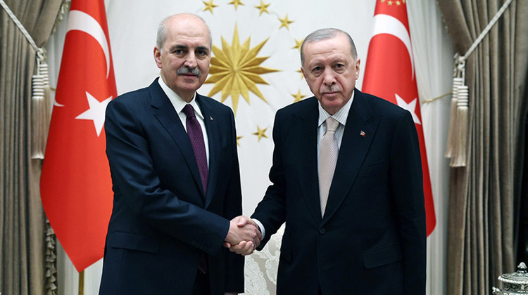 CUMHURBAŞKANI ERDOĞAN, TBMM BAŞKANI KURTULMUŞ'U KABUL ETTİ