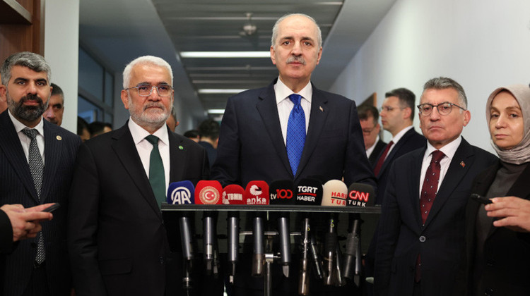 TBMM Başkanı Kurtulmuş, Hüda Par Genel Başkanı Yapıcıoğlu’nu Ziyaret Etti