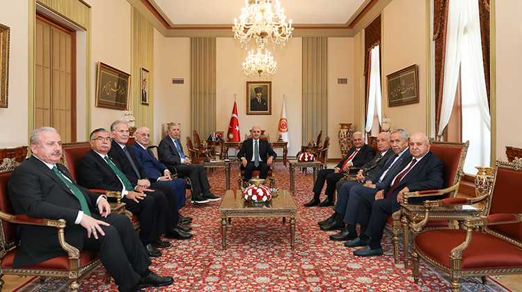 TBMM Başkanı Kurtulmuş, Eski Meclis Başkanlarıyla Bir Araya Geldi