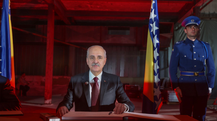 TBMM Başkanı Kurtulmuş, Srebrenitsa Soykırımı Anma Müzesi'nde Anı Defterini İmzaladı