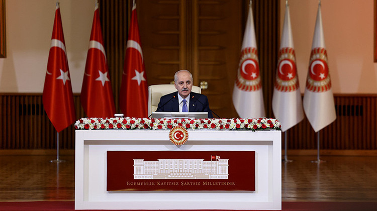 TBMM BAŞKANI KURTULMUŞ, "TERÖRSÜZ TÜRKİYE" HEDEFİ DOĞRULTUSUNDA MECLİS'TE KURULAN KOMİSYONUN İLK TOPLANTISINDA KONUŞTU