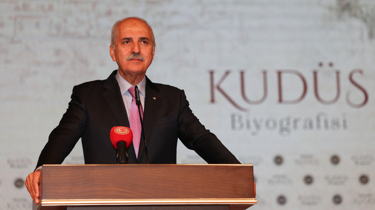 TBMM BAŞKANI KURTULMUŞ “DÂRÜSSELÂM KUDÜS ESERİ VE KUDÜS BİYOGRAFİSİ BELGESELİ TANITIM PROGRAMI”NDA KONUŞTU