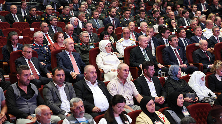 TBMM BAŞKANI KURTULMUŞ, "30 AĞUSTOS ZAFER BAYRAMI ÖZEL KONSERİ"NE KATILDI
