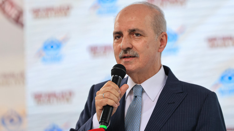 AK Partili Kurtulmuş, Sultangazi'de kültür merkezi açılışında konuştu: