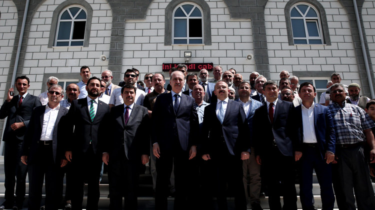 AK Parti'nin yegane gücü milletin desteğidir