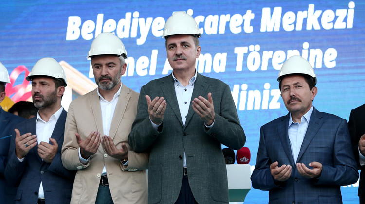 Kurtulmuş, Ünye'de temel atma törenine katıldı
