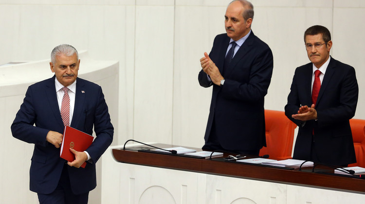 Başbakan yardımcılarının görev alanları belli oldu