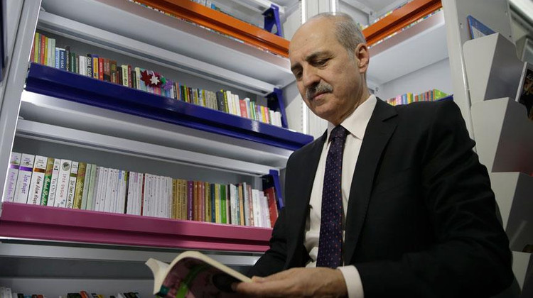 Kurtulmuş: Kütüphaneler yaşayan mekanlar olmalıdır