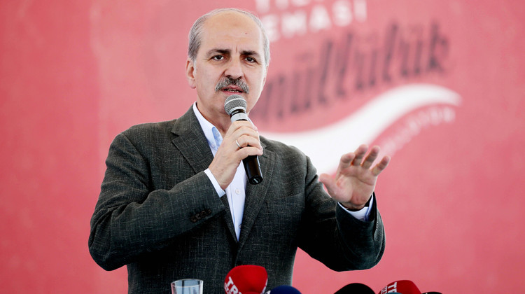 Birilerinin kılıçlarının iki tarafının da kestiği devirler geride kaldı