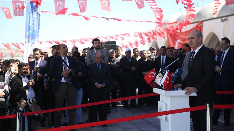 Kurtulmuş: Cami toplumsal hayatın merkezi olan bir yerdir