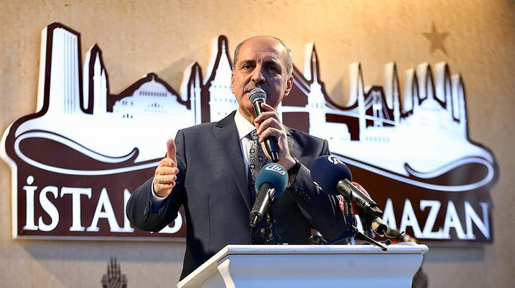 Kurtulmuş: Müslüman dünyası bütünleşmek yerine ayrılıklarla uğraşıyor