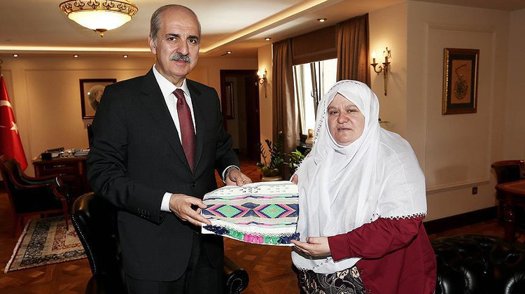 Kurtulmuş, Mihalgazi Belediye Başkanı Akgün’ü kabul etti
