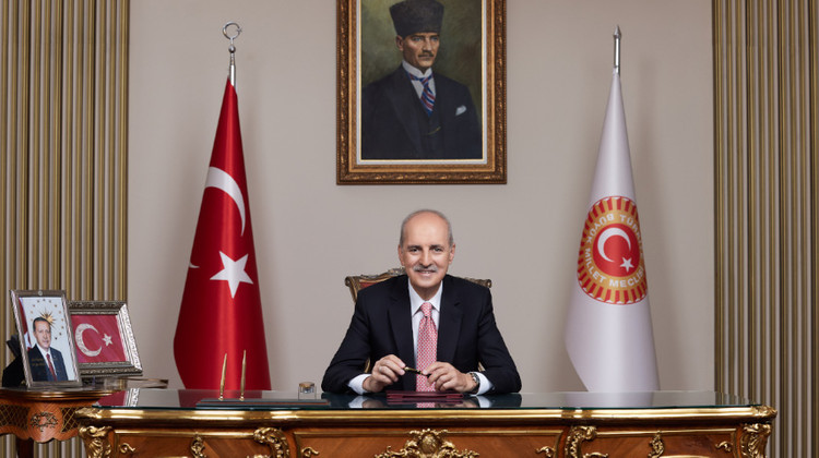 TBMM BAŞKANI KURTULMUŞ, YENİDEN CUMHURBAŞKANI SEÇİLEN ALİYEV’İ TEBRİK ETTİ