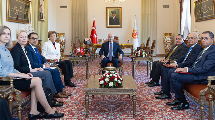 TBMM BAŞKANI NUMAN KURTULMUŞ, LETONYA DIŞİŞLERİ BAKANI BRAZE'Yİ KABUL ETTİ