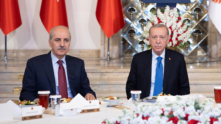 CUMHURBAŞKANI ERDOĞAN TBMM BAŞKANI KURTULMUŞ'UN MECLİS'TE VERDİĞİ İFTARA KATILDI