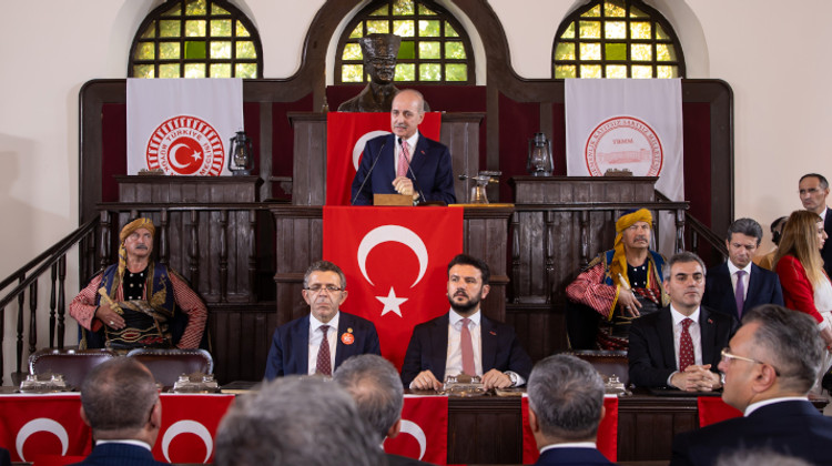 TBMM BAŞKANI KURTULMUŞ, CUMHURİYETİN 100. YIL DÖNÜMÜNDE BİRİNCİ MECLİS’TE DÜZENLENEN TÖRENDE KONUŞTU