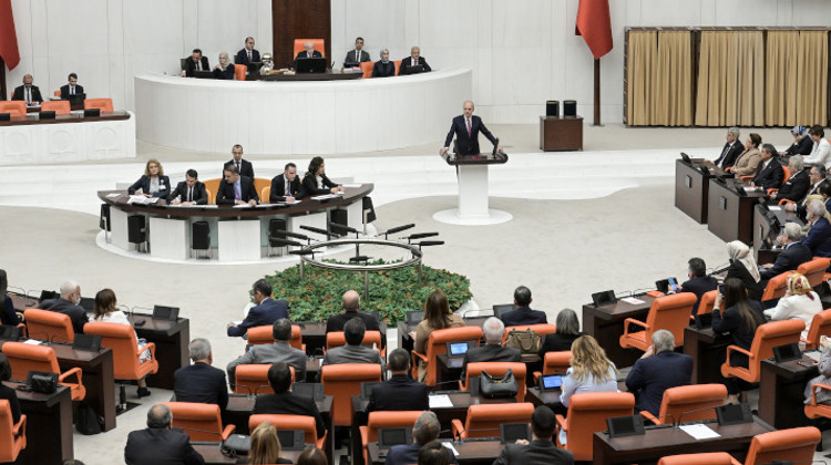 TBMM BAŞKANI SEÇİLEN KURTULMUŞ'TAN, TBMM GENEL KURULUNDA TEŞEKKÜR KONUŞMASI